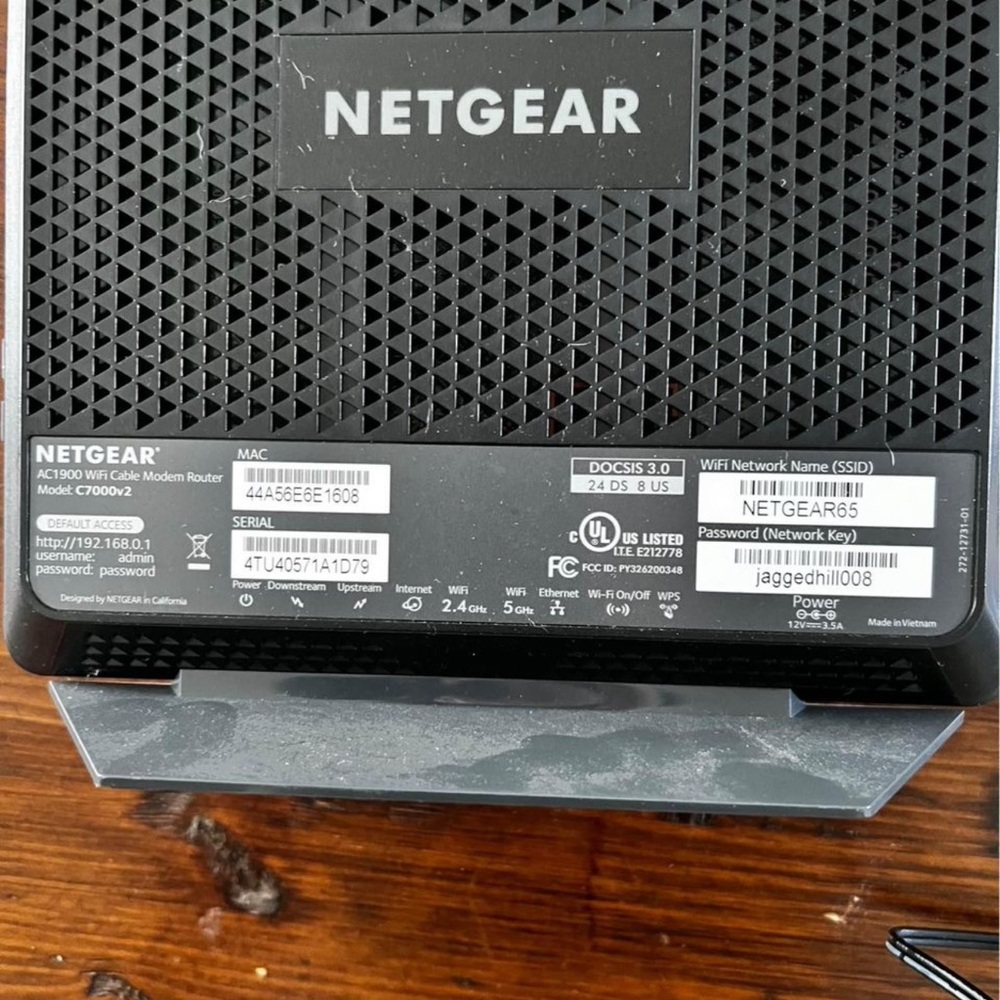 NETGEAR® nighthawk
AC1900 WiFi Cable Modem Router - Picture 3 of 3